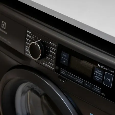 Elegant With Air Conditioning Pet Friendly By Renters *